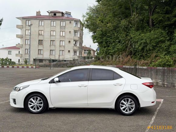 2015 COROLLA ADVANCE 1.6 MANUEL SERVİS BAKIMLI PIRIL PIRIL