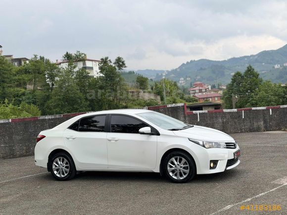 2015 COROLLA ADVANCE 1.6 MANUEL SERVİS BAKIMLI PIRIL PIRIL