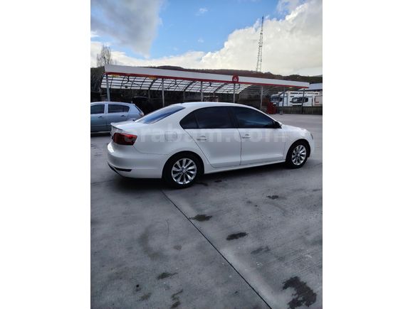 Wolkswagen JETta 1.2 TSi TRENDLİNE 130 BİN KM'de 2012 Model