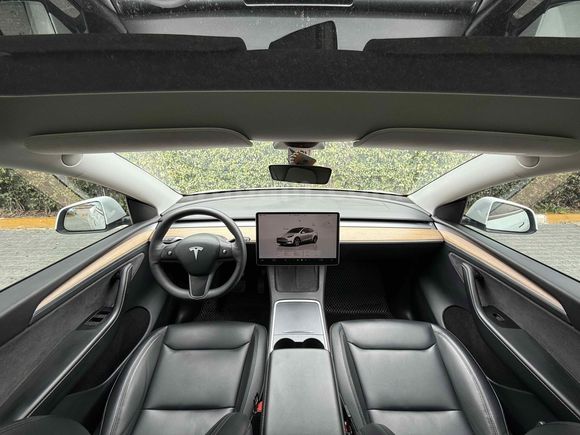 Sahibinden Tesla Model Y Long Range AWD 2023 Model 