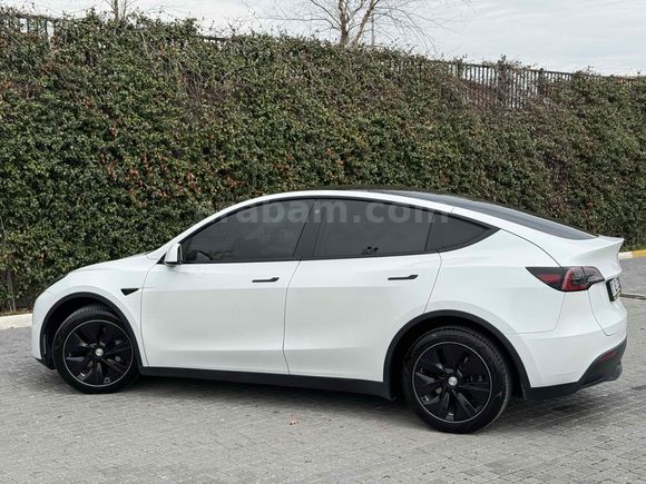 Sahibinden Tesla Model Y Long Range AWD 2023 Model 