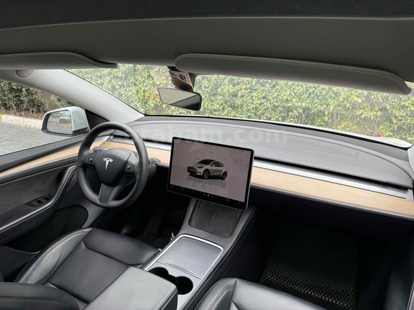 Sahibinden Tesla Model Y Long Range AWD 2023 Model 