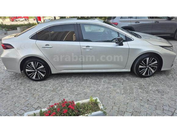 Sahibinden Toyota Corolla 1.5 Flame X-Pack 2025 Model