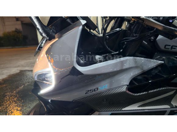 2023 CFmoto 250SR