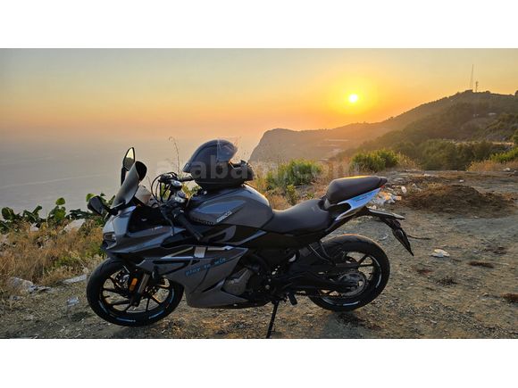 2023 CFmoto 250SR