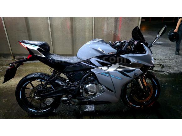 2023 CFmoto 250SR