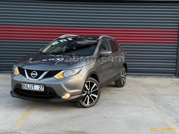 2017~HATASIZ Qashqai~ 1.6 DCİ OTOMATİK CAMTAVAN 130 HP KM145 FUL