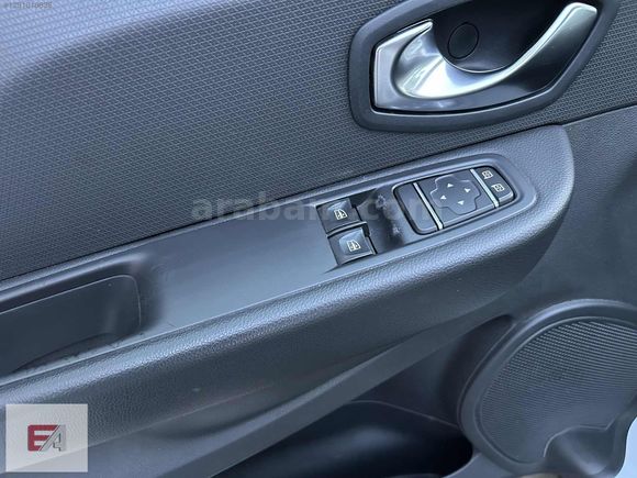 ERKUT AUTO DAN 2020 MODEL 0.9 TCE 90 BG CLİO HATASIZ..