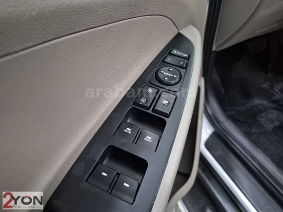 FİAT YÖN'DEN TUCSON 1.6 CRDİ STYLE DCT CAM TAVAN GERİ GÖRÜŞ ORJ.