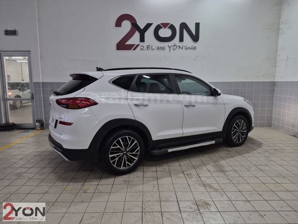 FİAT YÖN'DEN TUCSON 1.6 CRDİ STYLE DCT CAM TAVAN GERİ GÖRÜŞ ORJ.