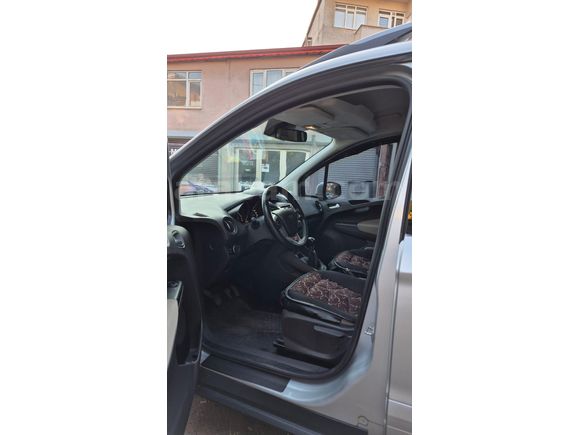 Sahibinden Ford Tourneo Courier 1.6 TDCi Journey Titanium 2015 Model