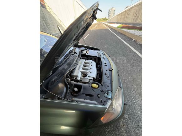 Galeriden Renault Megane 1.6 Dynamique 2004 Model Antalya