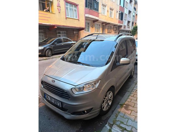 Düşük KM li Sigara İçilmemiş Ford Tourneo Courier 1.6 TDCi Titanium Plus