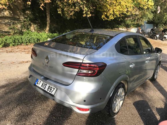 Sahibinden Renault Taliant 1.0 T Touch 2021 Model 