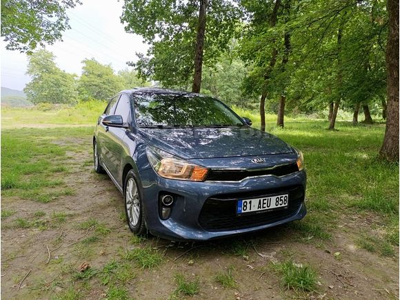 Sahibinden Kia Rio 1.4 WGT Elegance 2018 Model 