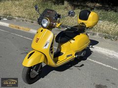 2018 ÇIKIŞLI VESPA GTS 300 SUPER SPORT MAT SARI ÇANTA ÖN CAM