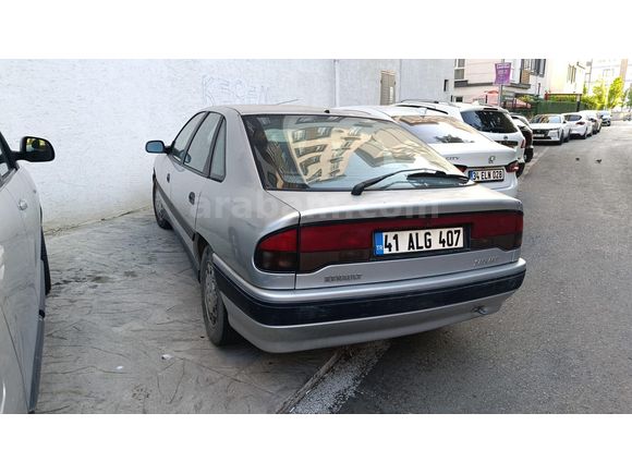 Sahibinden Renault Safrane 2.0 1994 Model