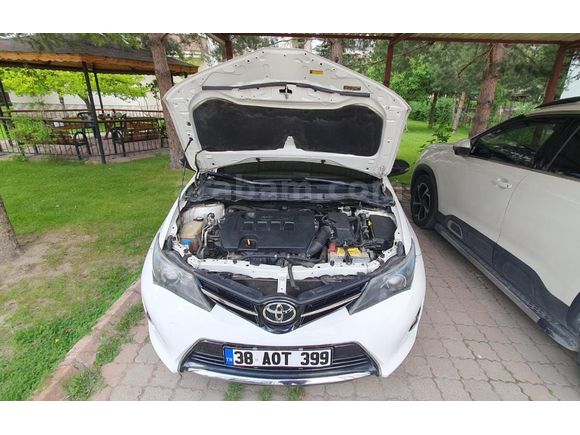 2015 Model Düşük km 1.6 Lpgli Toyota Auris