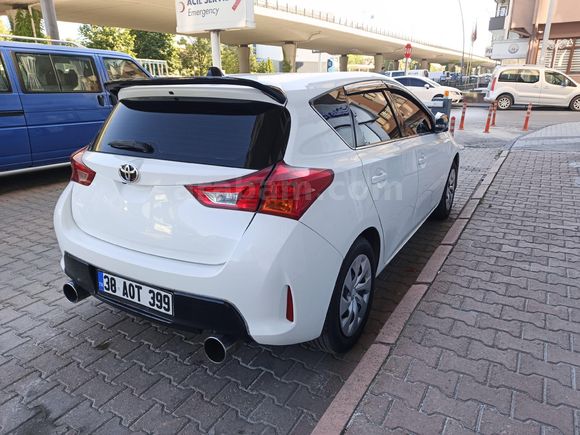 2015 Model Düşük km 1.6 Lpgli Toyota Auris