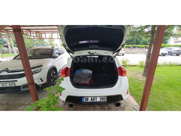 Toyota Auris 1.6 Lpg 2015