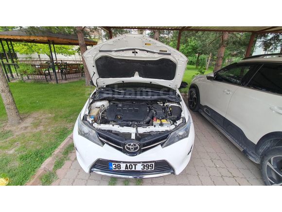 Toyota Auris 1.6 Lpg 2015