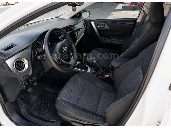 2015 Model Düşük km 1.6 Lpgli Toyota Auris