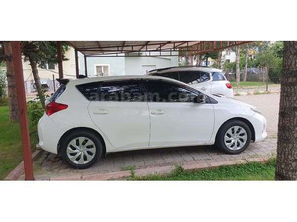 Toyota Auris 1.6 Lpg 2015