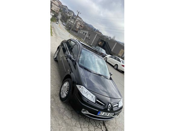 Sahibinden Renault Megane 1.5 dCi Privilege 2007 Model 