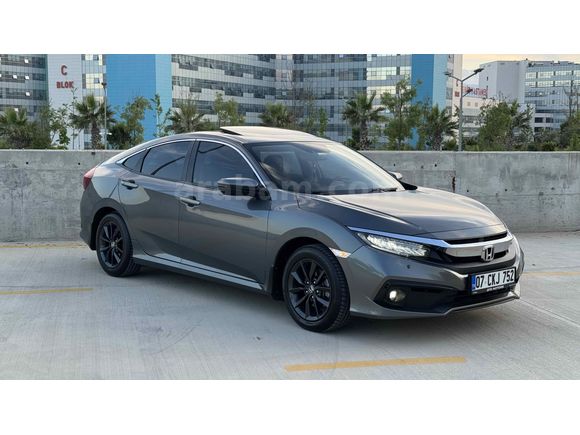 Galeriden Honda Civic 1.6i VTEC Eco Elegance 2021 Model Antalya 