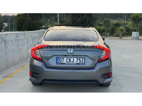 Galeriden Honda Civic 1.6i VTEC Eco Elegance 2021 Model Antalya 