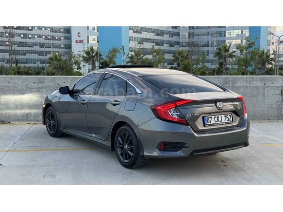 Galeriden Honda Civic 1.6i VTEC Eco Elegance 2021 Model Antalya 