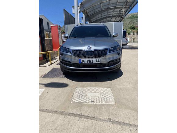 CAM TAVAN  AİLE ARACI 