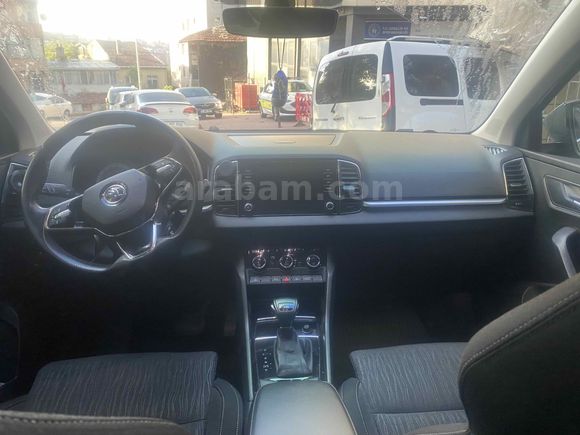 CAM TAVAN  AİLE ARACI 