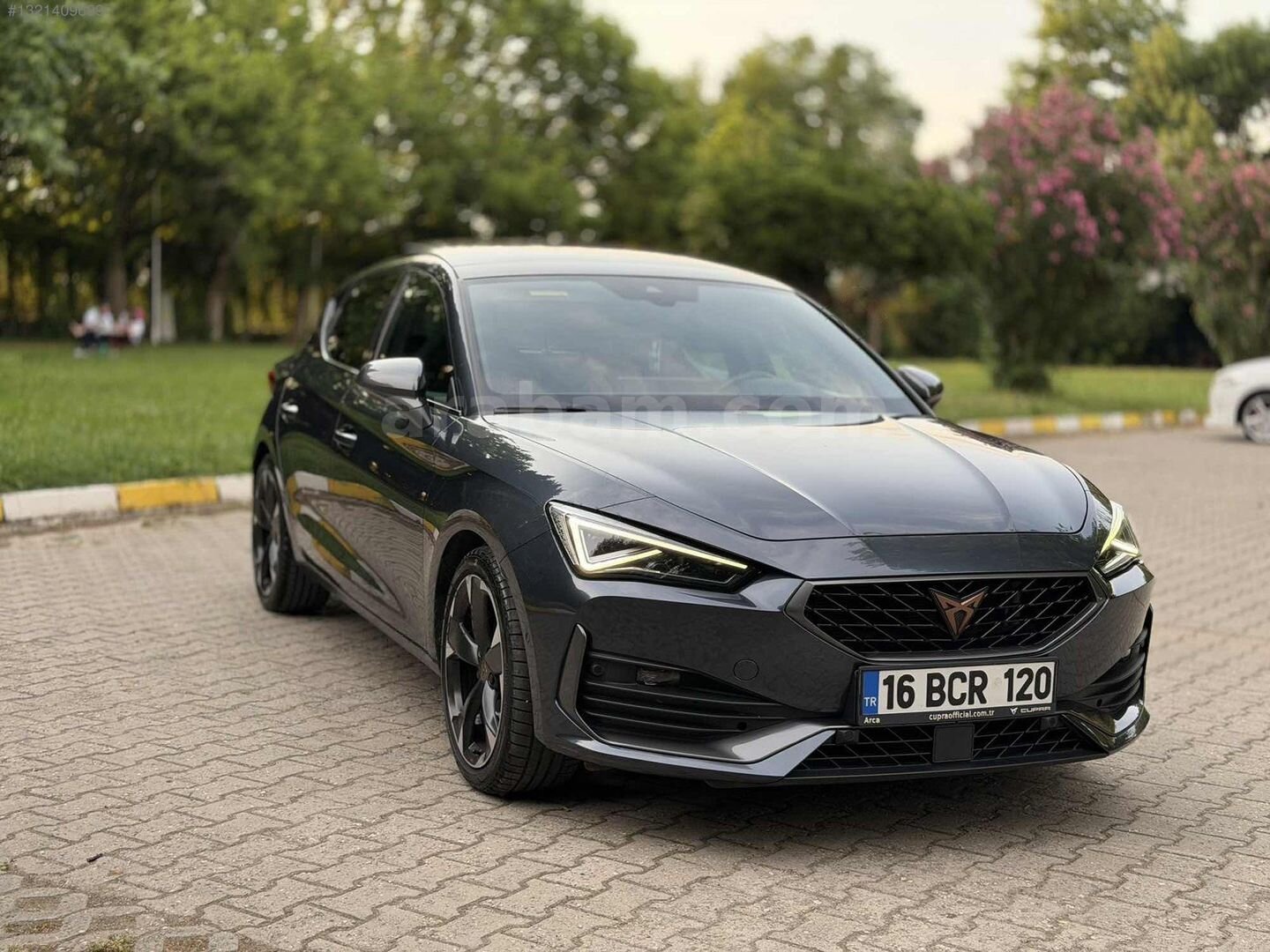 Galeriden Cupra Leon 1.5 eTSI Standart 2023 Model Bursa 72.000 km Gri 4