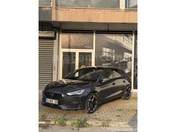 CUPRA LEON İLK SAHİBİNDEN HATASIZ - TRAMERSİZ -SUNROUF