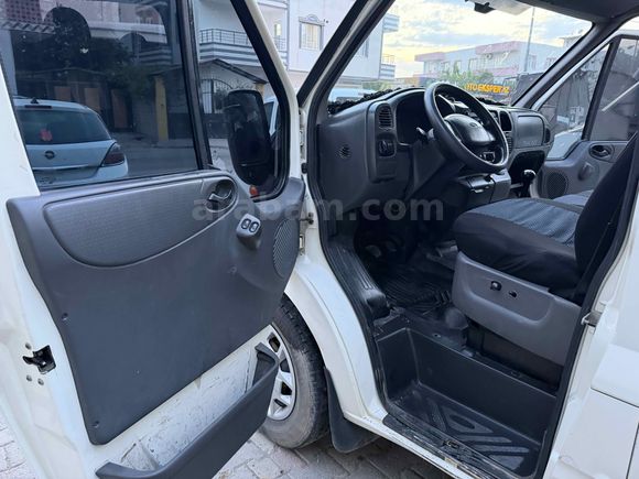 Galeriden Ford Transit 300 S 2006 Model Batman