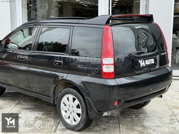 YM AUTO 2005 HONDA HR-V 4WD