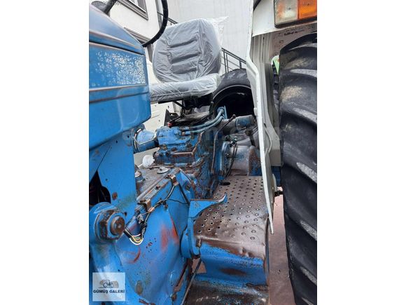 GÜMÜŞ GALERİDEN EFSANE FORD 6600