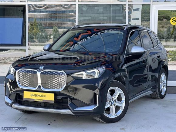 ŞİMŞEKOĞLU'DAN 2024 BMW İX1 HATASIZ TRAMERSİZ MOCHA DERİ %20 KDV