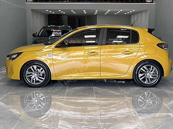 ENFİ'DEN 2022 PEUGEOT 208 PRİME SELECTİON E-TOGGLE 65 KM HATASIZ