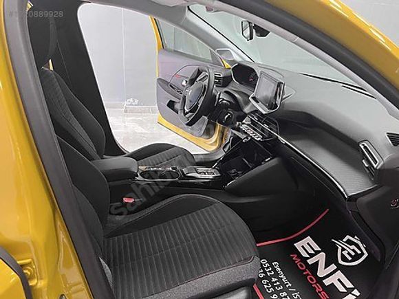 ENFİ'DEN 2022 PEUGEOT 208 PRİME SELECTİON E-TOGGLE 65 KM HATASIZ