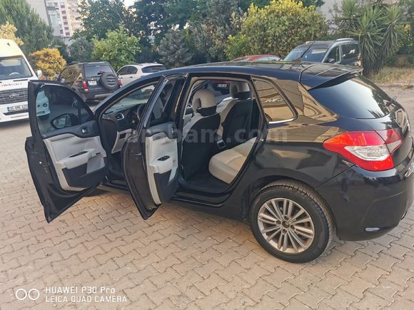 Sahibinden Değişensiz 110 beygir C4 1.6 HDi Confort Plus 2011 Model İzmir