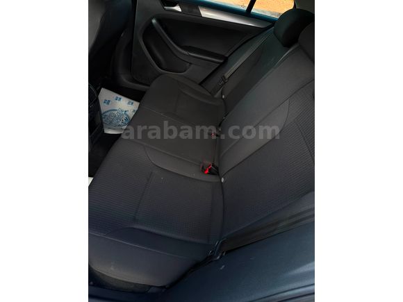 değişensiz düşük km tertemiz araba 