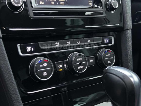 2013 VW GOLF HİGHLİNE 1.6 TDİ BLUEMOTİON CAMTAVAN