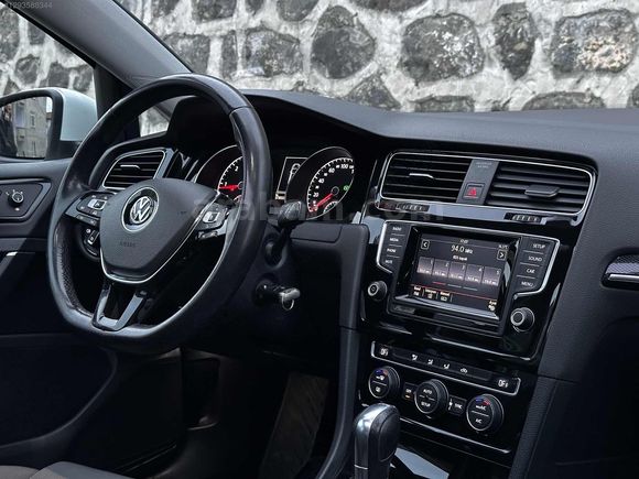 2013 VW GOLF HİGHLİNE 1.6 TDİ BLUEMOTİON CAMTAVAN
