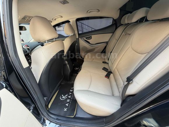 Sahibinden Hyundai Elantra 1.6 CRDi Style 2014 Model 