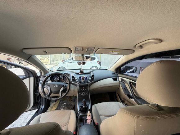 Sahibinden Hyundai Elantra 1.6 CRDi Style 2014 Model 