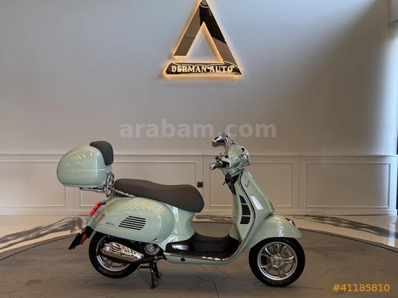 DERMAN AUTO HATASIZ 70KM DE VESPA GTS250 MİNT YEŞİL ÇANTALI