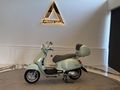 DERMAN AUTO HATASIZ 70KM DE VESPA GTS250 MİNT YEŞİL ÇANTALI