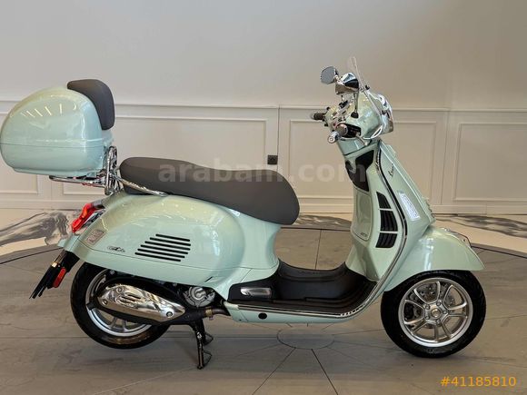 DERMAN AUTO HATASIZ 70KM DE VESPA GTS250 MİNT YEŞİL ÇANTALI
